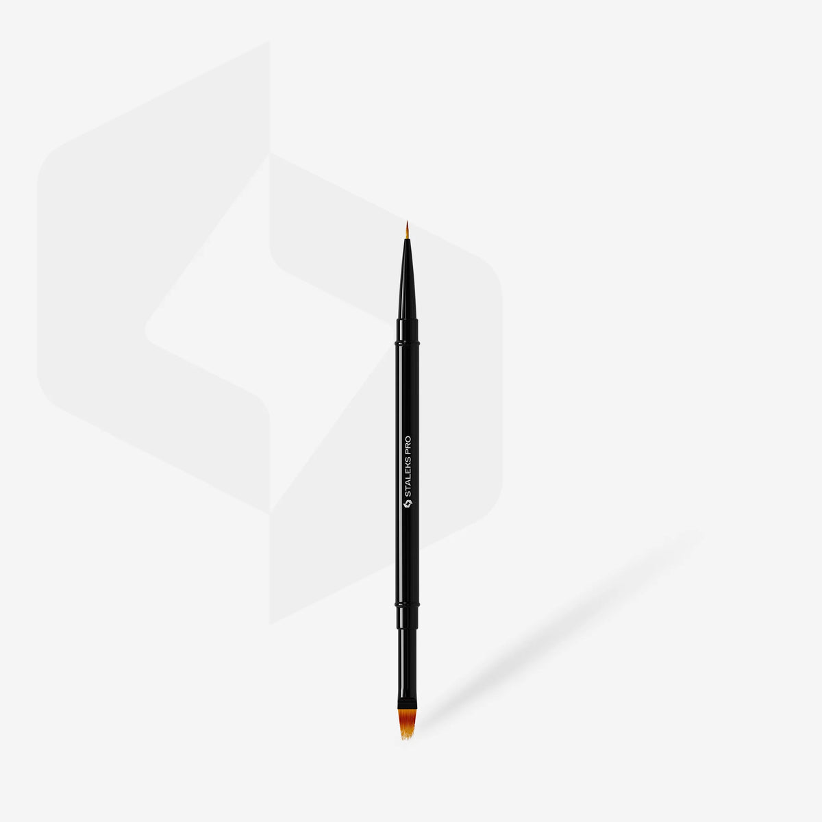 Pincel de doble cara EXPERT Liner 7 mm / para degradado 11 mm Staleks Pro SKU: NBE-01/07